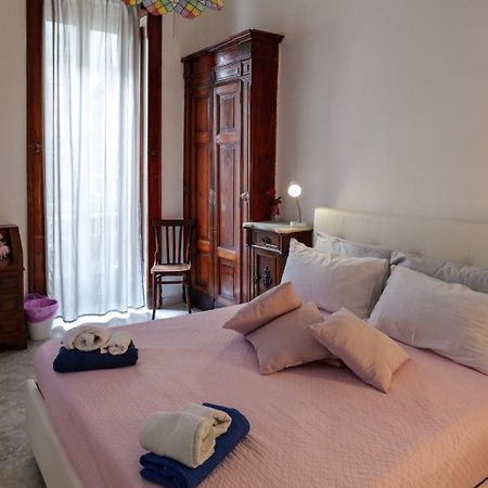 La Casa Di Nonna Teresa Bed & Breakfast Наполи Екстериор снимка